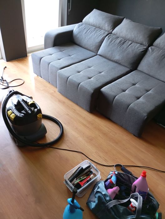 Lavagem de sofás colchões carpetes e tapetes