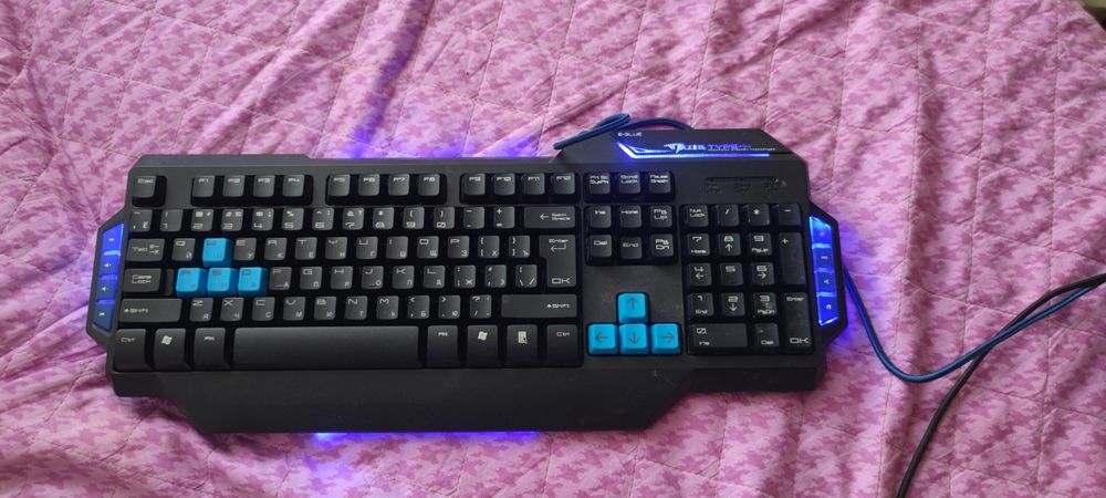 Ігрова клавіатура USB