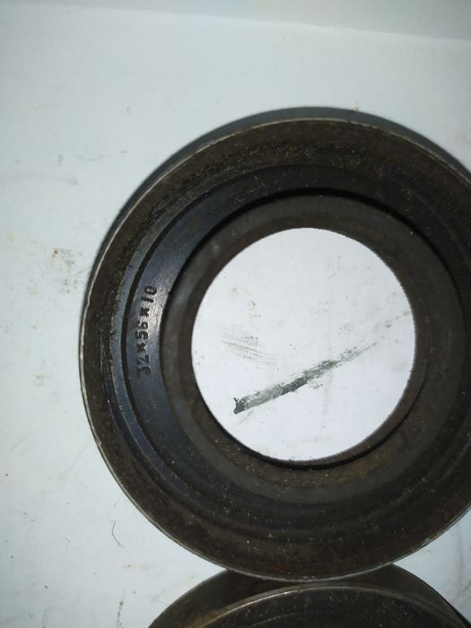 Пыльники. Сальники для авто Ваз. Жигули. И пр.