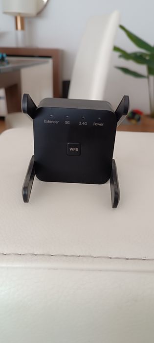 Repetidor / Extensor de Sinal Wi-Fi Dual Band AC1200 (Como Novo)