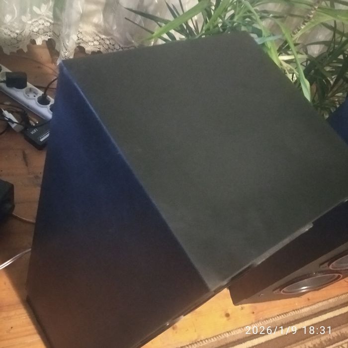 Продам колонки CD 200