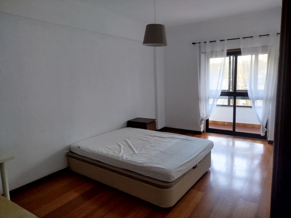 Suite em Alfragide na Quinta Grande
