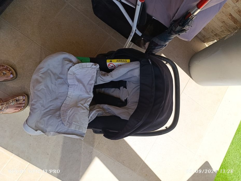 Vende-se conjunto de bebê