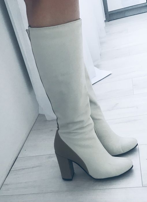 Жіноче взуття в ідеальному стані осінь/зима