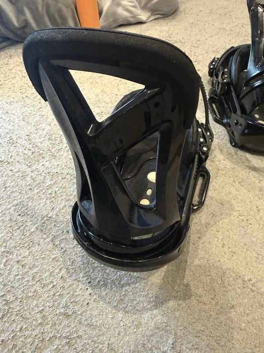 Prancha de snowboard Burton Hero 155 + Bindings Burton Cartel