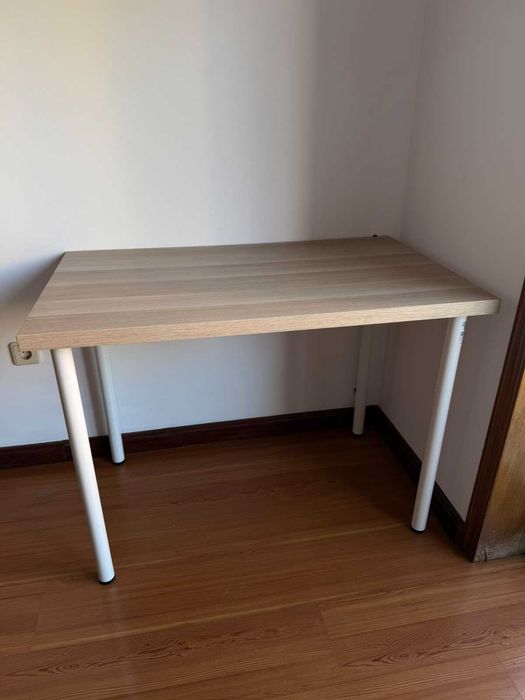 Mesa para escritório / secretária