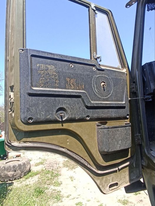Автомобіль КАМАЗ 4310 всюдохід 6х6