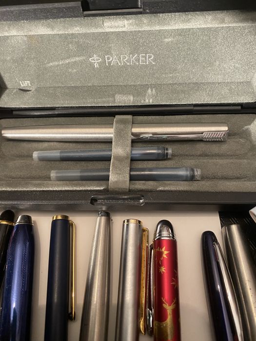 Coleçao varias canetas de boas marcas