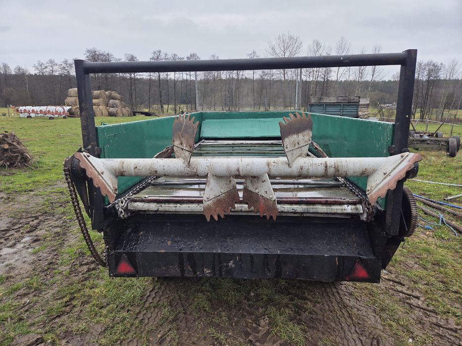 Rozrzutnik obornika 2 osiowy czarna białostocka