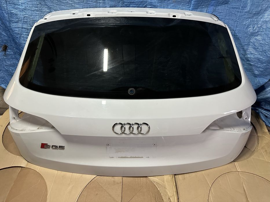 Klapa bagażnika Audi Q5 SQ5 8R LS9R