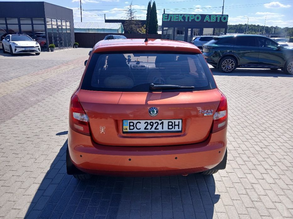 Продається  дуже комфортне  і зручне авто. З сучасним абрейтом.