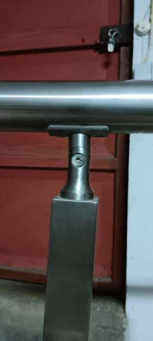 Grade/Corrimão em Inox - 68 cm