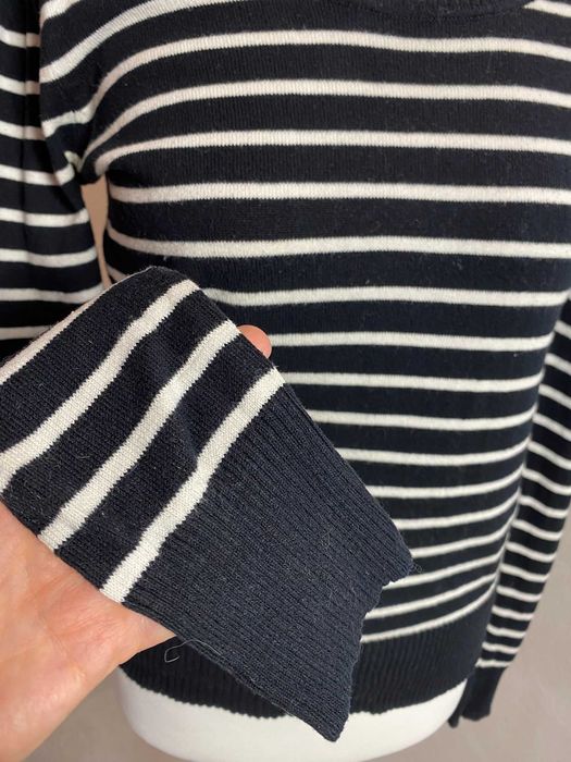 Klasyczny sweter damski w paski Capsule wardrobe basic marine