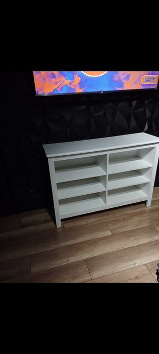 Szafka RTV pod tv