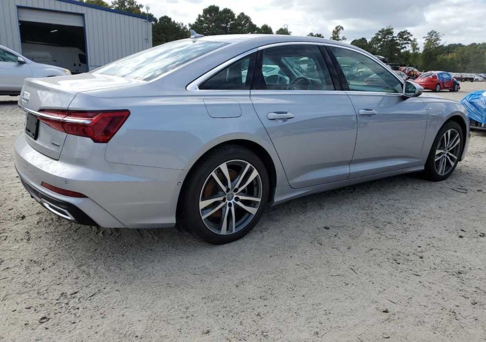 Кришка багажника Audi A6 C8 4K ляда