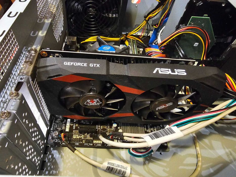 PC - I7 4770 / 16GB RAM / 1TB + 250GB / GTX 1050 Ti  Cerberus / Win 10