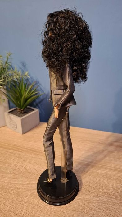 Cher Bob Mackie Barbie Black Label Lalka kolekcjonerska