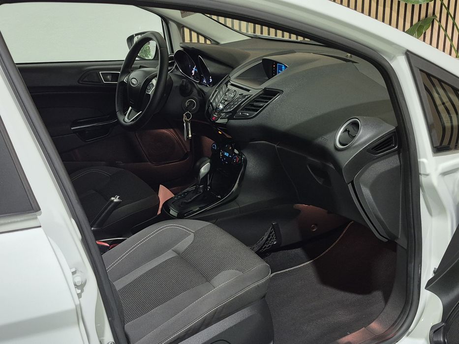 Ford Fiesta — fotografia 5