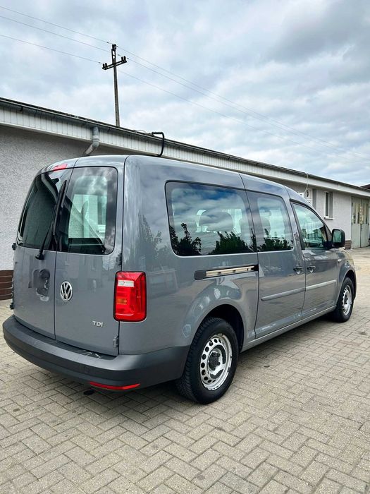 sprzadam samochód  Wv Caddy