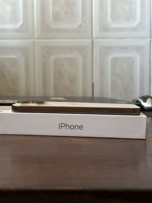iPhone 16 pro max 256Gb prateado Desbloqueado cartão físico