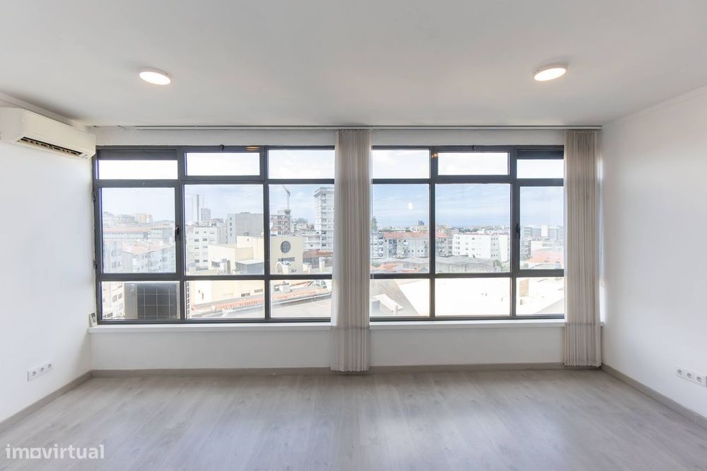Apartamento T0+1 remodelado