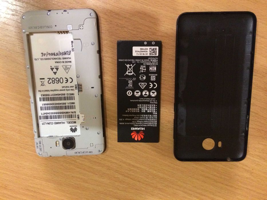 Smartfon czarny Huawei CUN-L21 dual SIM