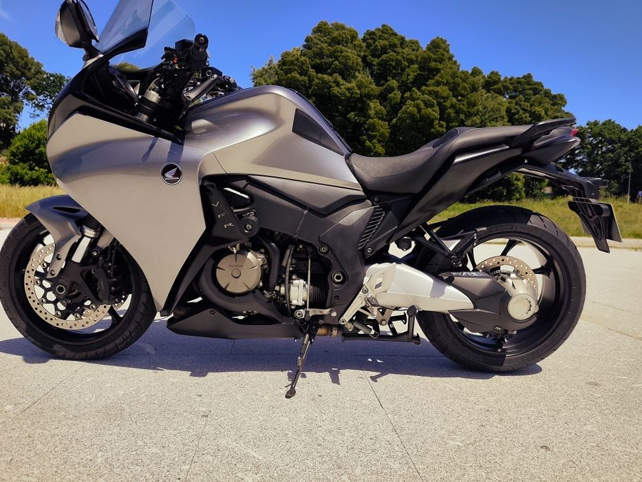 Honda vfr 1200 f