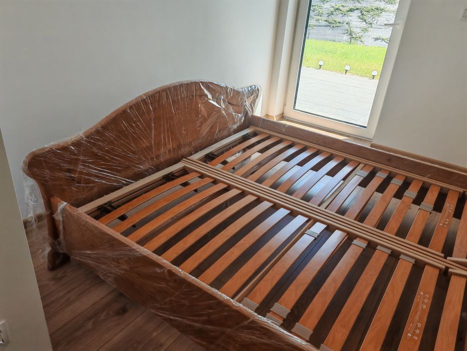 Łóżko sypialniane drewniane 160x200cm plus stelaże