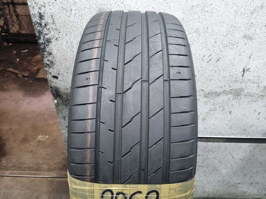 255/40/21 102T Hankook iON evo SUV seal D.3525