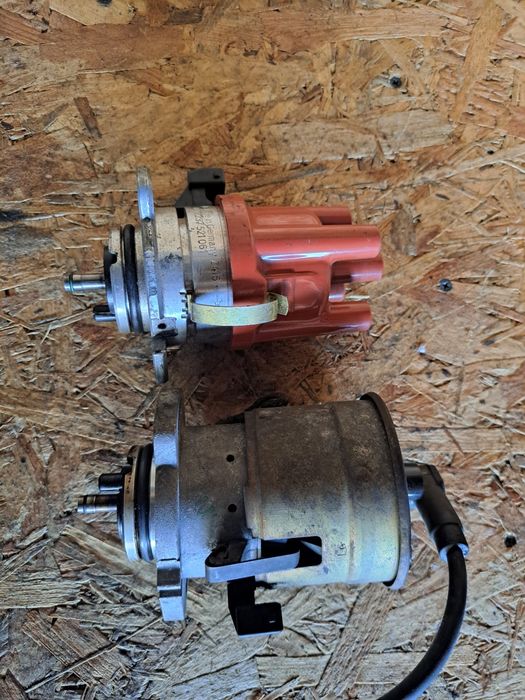 Трамблер  зажигания на фольксваген гольф 3 шкода октавия тур