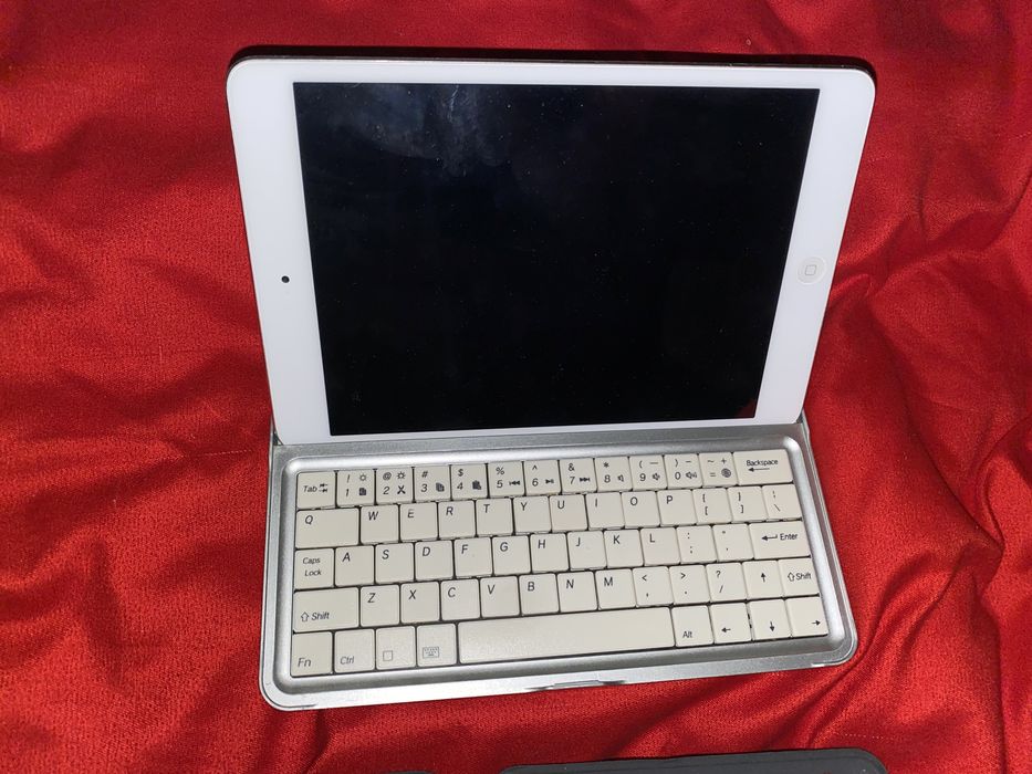 клавиатура для ipad mini