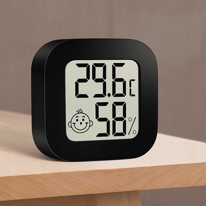 Termometr cyfrowy pokojowy higrometr LCD z buźką elektroniczny czarny
