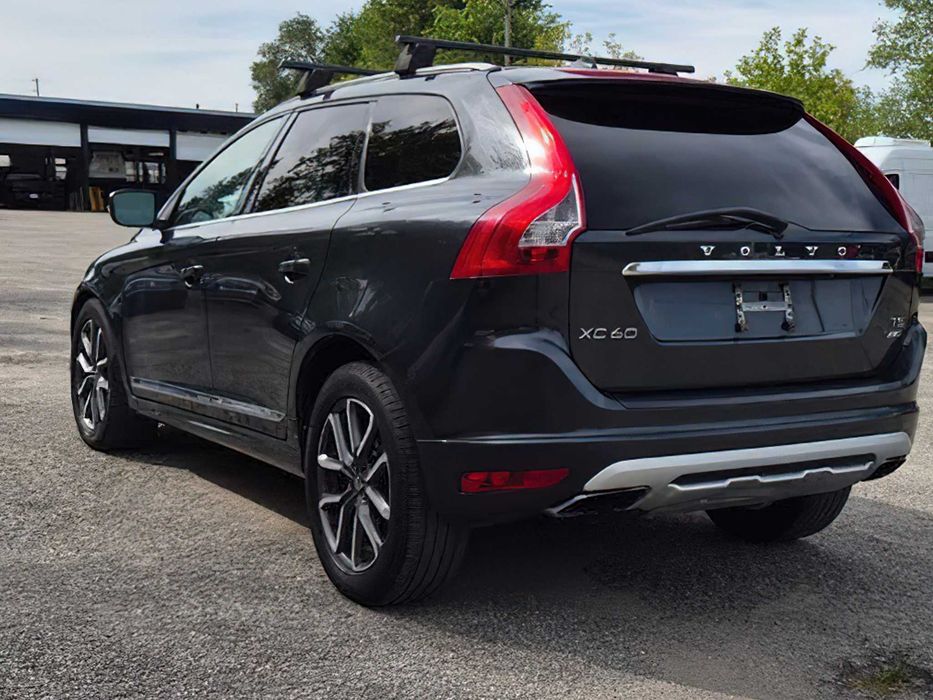 Volvo XC60      2015