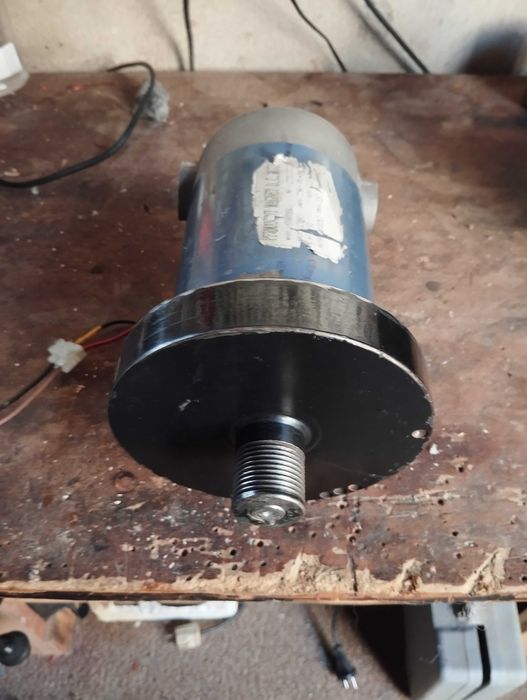Motor de 180 Volts  para passadeira de exercicio