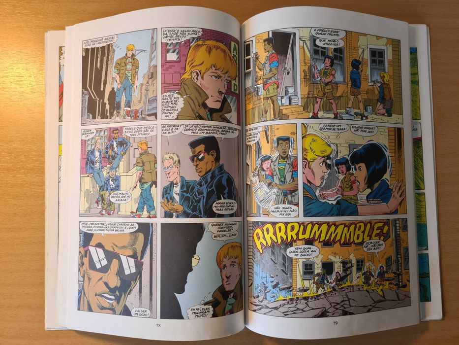 Álbum de BD "Capitão Planeta e os Planetários"