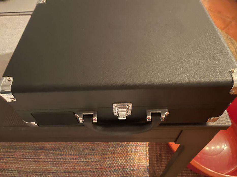 Gira discos portatil - novo