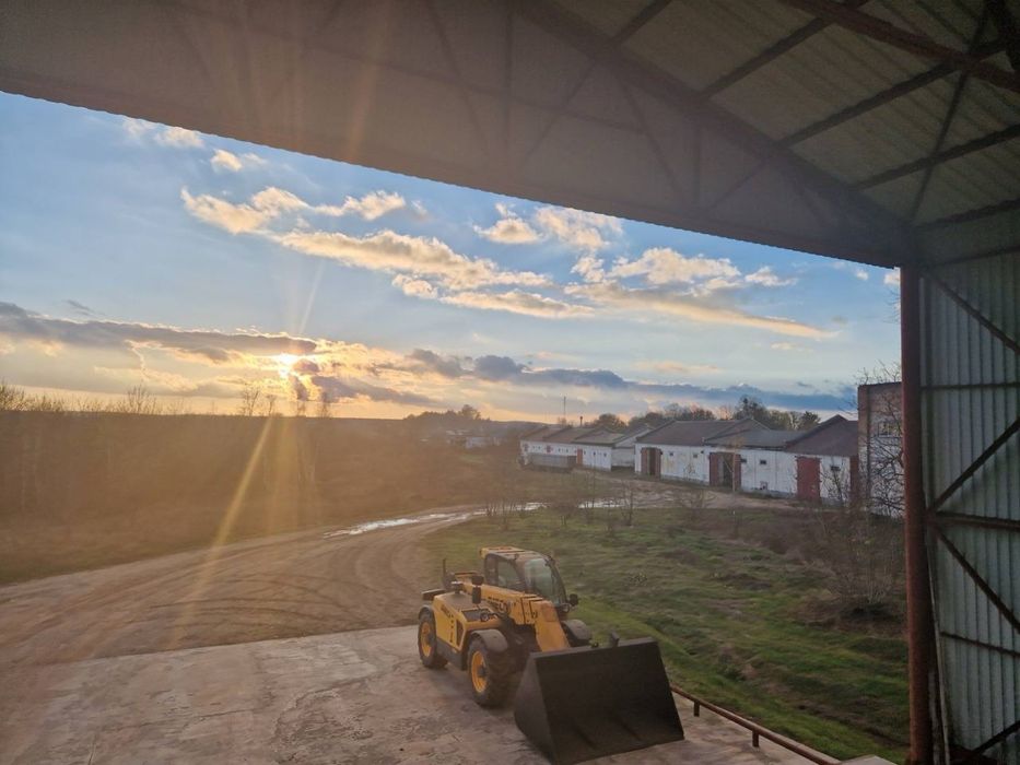 Продаж комплексу складських та виробничих приміщень