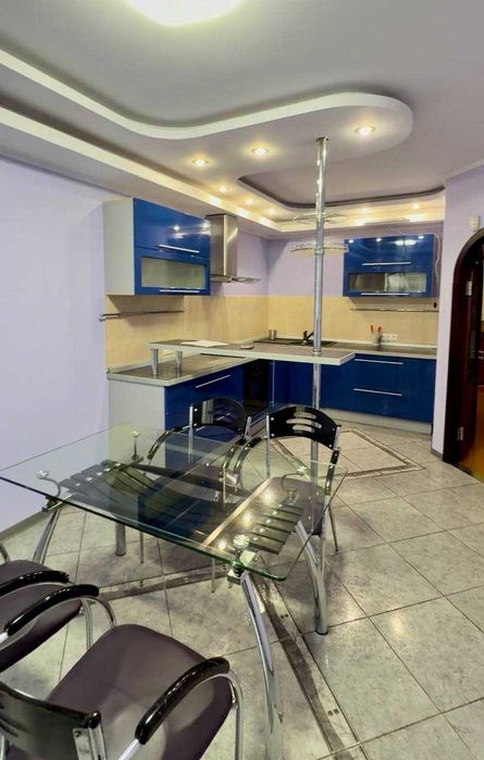 Продам 3к квартиру с ремонтом Ломовский Донецкое шоссе 9