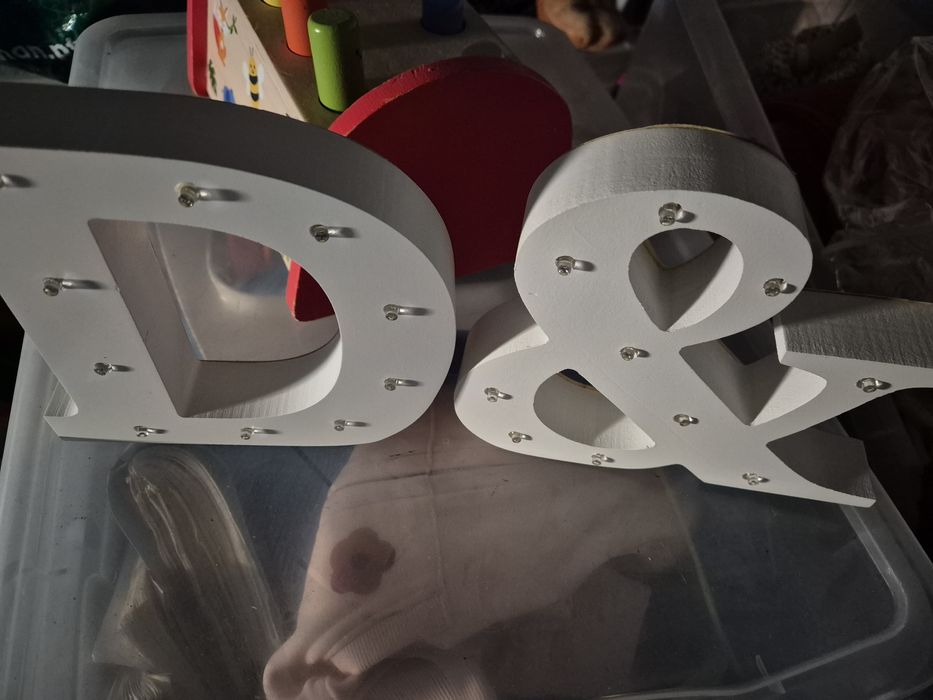 Letras luminosas d & decoracao