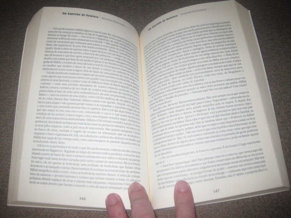 Livro "Um Capricho da Natureza" de Nadine Gordimer