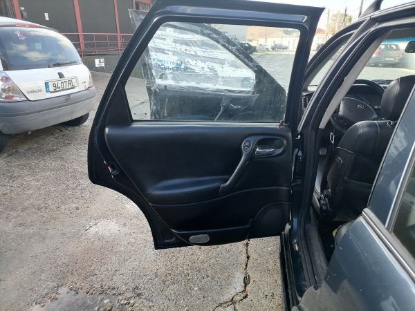 Para Peças Opel Vectra B Combi (J96)