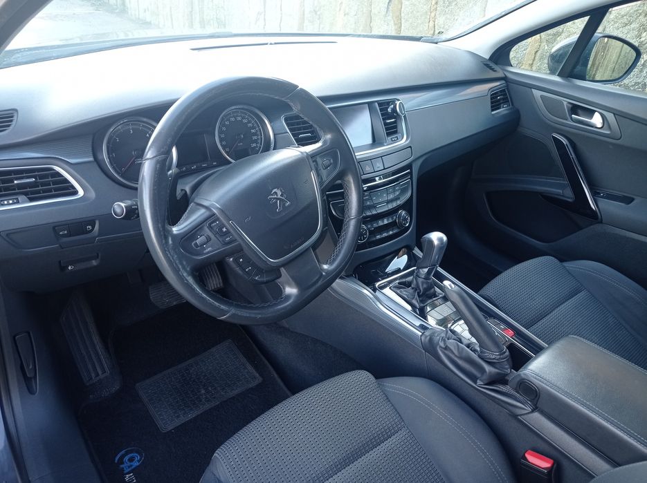 Peugeot 508 sw 2011