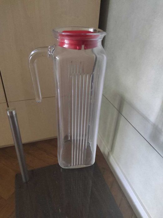 Графин  Кувшин из стекла с ручкой   1,4 литра