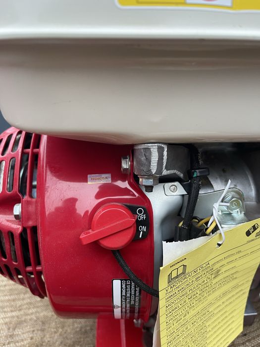 Продам генератор Honda-Italian