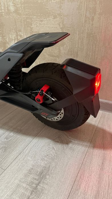 SEGWAY Ninebot ZT3 Pro E