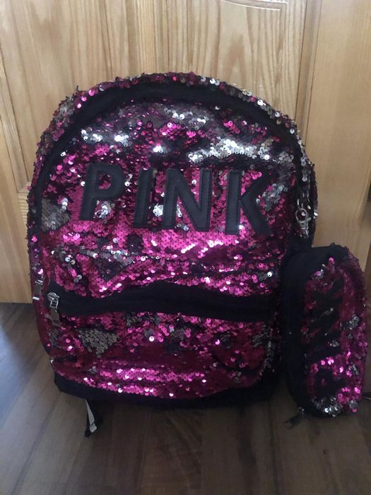 Шкільний рюкзак в паєтках з пеналом новий на дівчинку