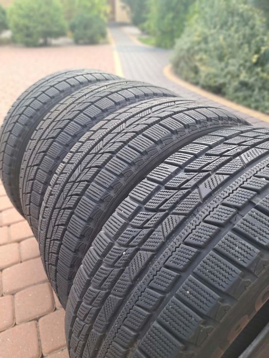 Opony zimowe Firemax 205/55R16 91H