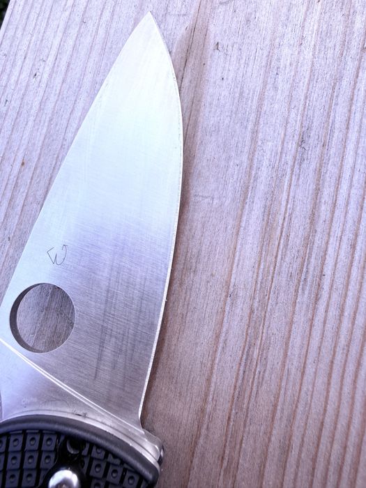 Nóż składany Spyderco Tenacious Lightweight 8Cr13MoV