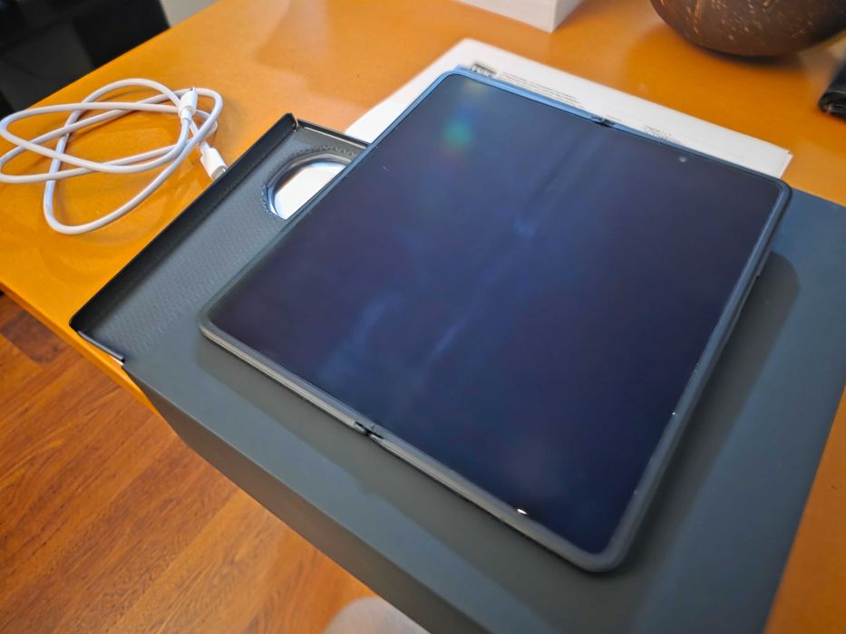 Honor Magic V5 + Extras