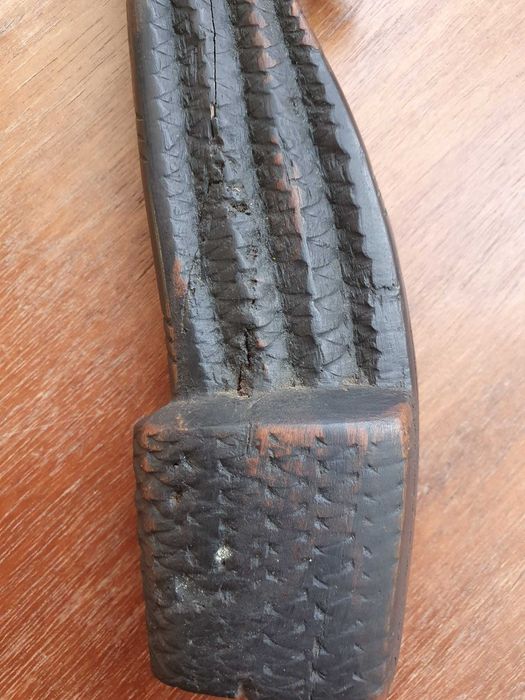 Estatueta antílope em madeira